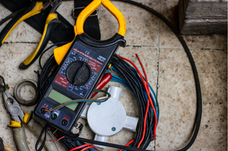 Tipuri de cabluri electrice - Informații utile pentru electricieni amatori și profesioniști